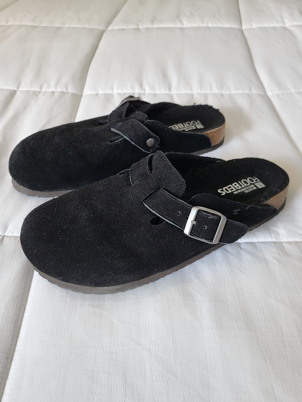 White Mountain Women's 8M Black Suede Slip-On Clog with Buckle, NWOT